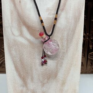 Elegant Pink Glass Pendant Necklace for Essentials Oils
